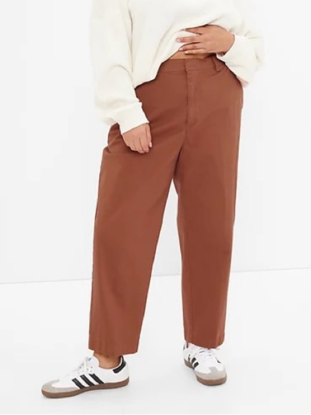 GAP Women’s Mid Rise Straight Up Khaki Pants in Saddle Brown